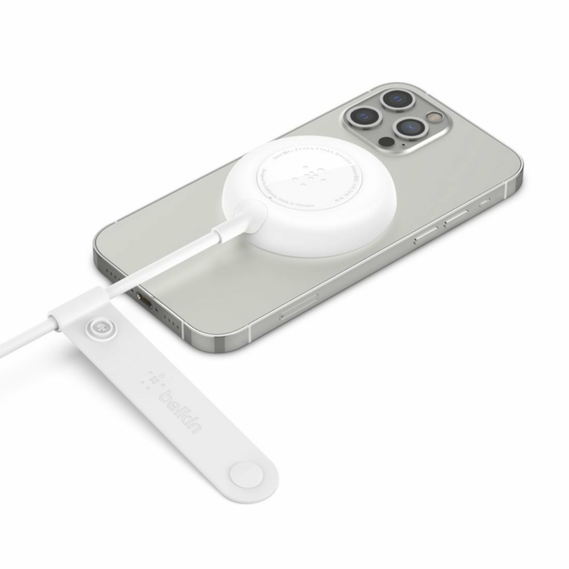 Belkin Boost Charge Magnetic Portable Wireless Charger Pad 7.5W + 20W charger - White